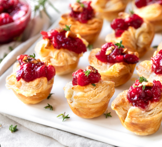 Cranberry Jalapeño Brie Puff Pastry Bites